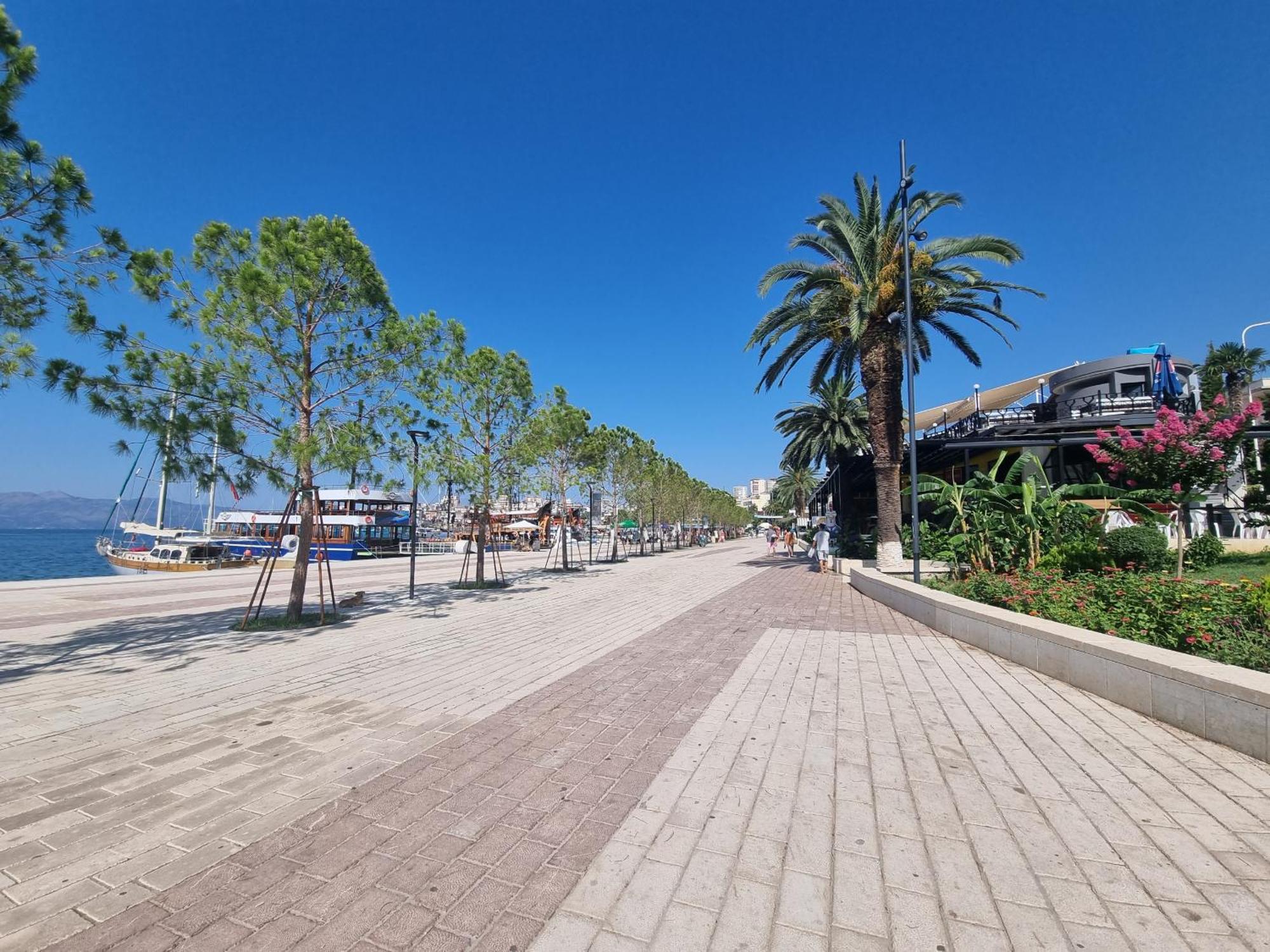Saint Tropez * Sarande
